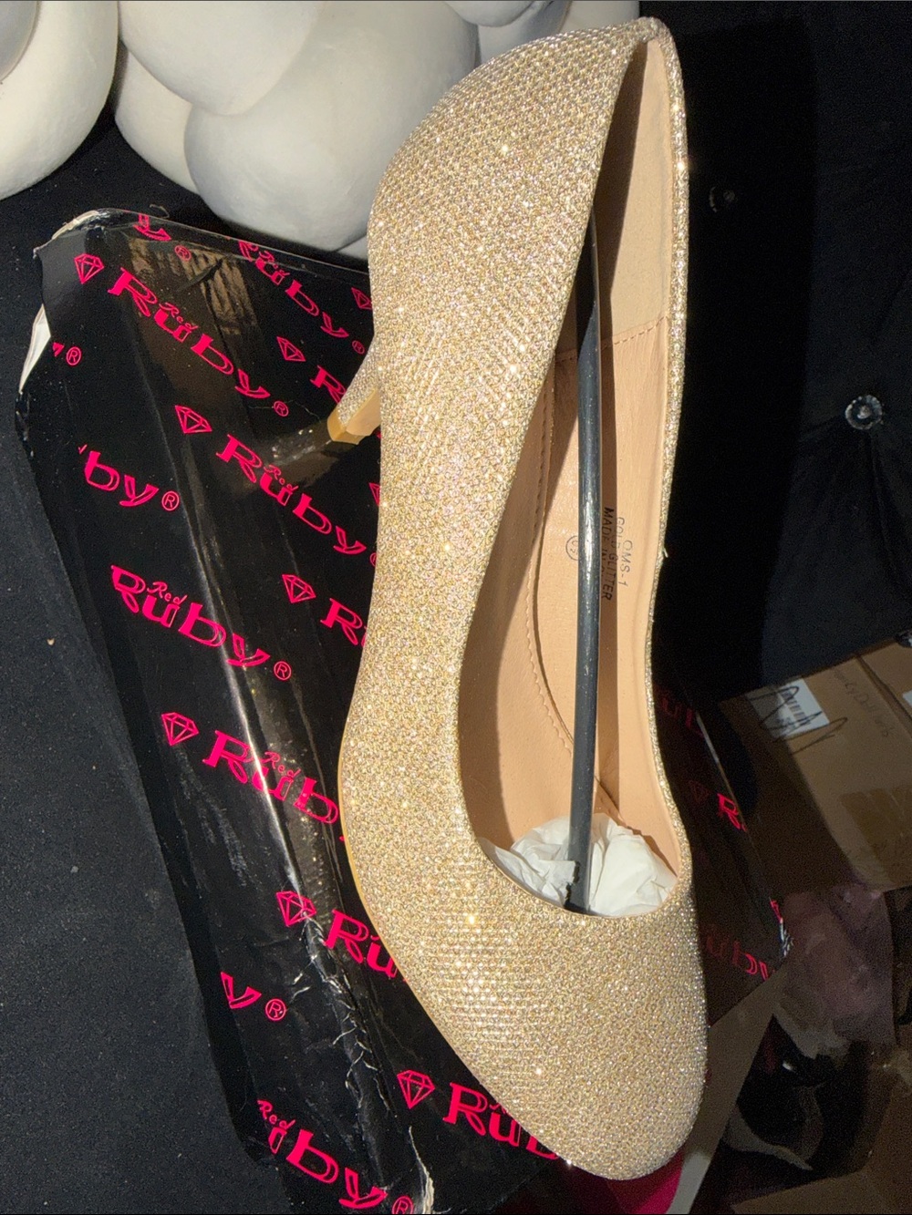 Gold Glitter Pointed-Toe Women's Pump